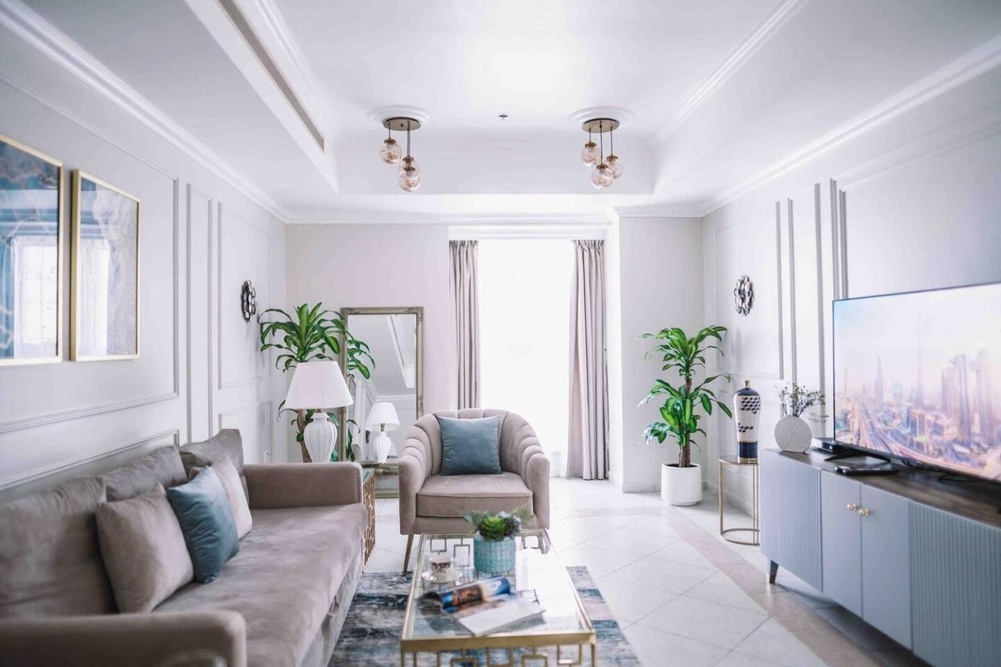Sea & Palm View Elegant 1 Bedroom Apartment Dubai Exteriör bild