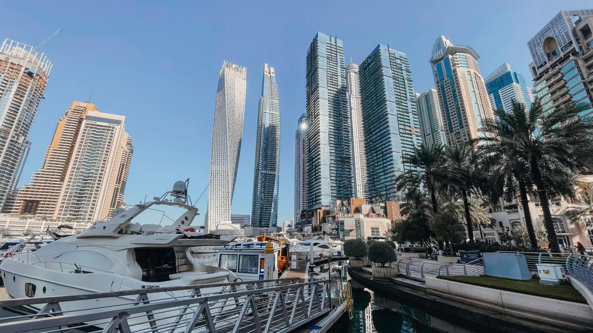 Sea & Palm View Elegant 1 Bedroom Apartment Dubai Exteriör bild